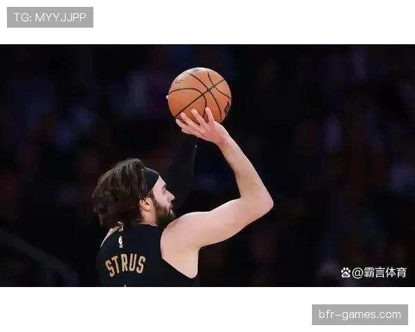 米切尔砍下高效30+，无球跑动拉开骑士进攻空间